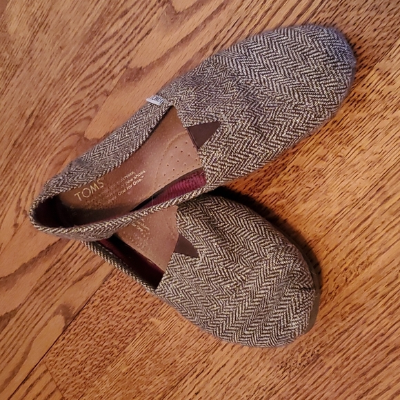 Tweed Toms - Picture 1 of 6
